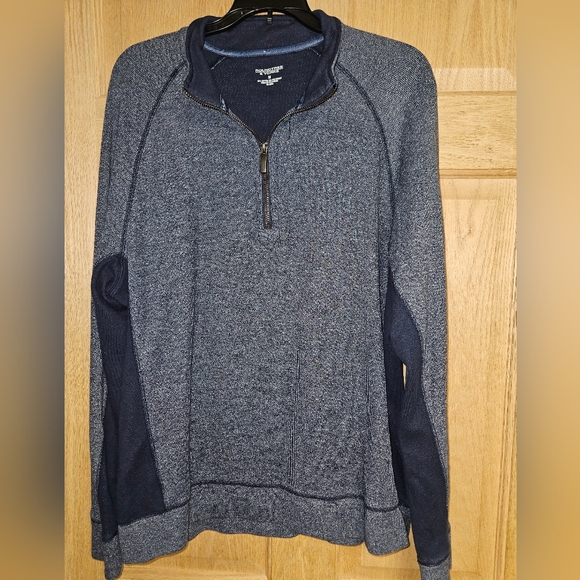 Roundtree and‎ Yorke Medium Navy Blue Pullover - Picture 1 of 5